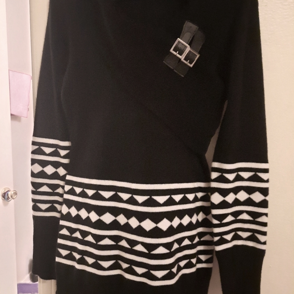 Black and white long sweater